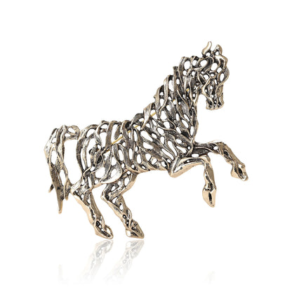 Beaut&Berry Fashion Enamel Hollow Horse Brooches for Women Animal Pins Casual Party Accessories Luxury Gifts Friends Decoration