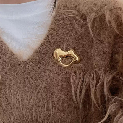 Trendy Metal Irregular Hollow Brooch for Women Men Fashion Lapel Pin Suit Texture Design Jewelry Accessories Gift