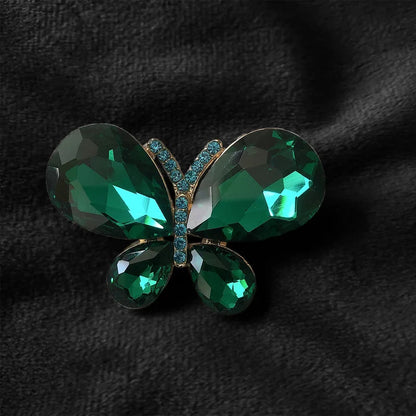 Women  Classic Vintage Luxury Crystal Butterfly Brooches Pins Exquistie Fashion Shiny Rhinestone Insect Series Accessories