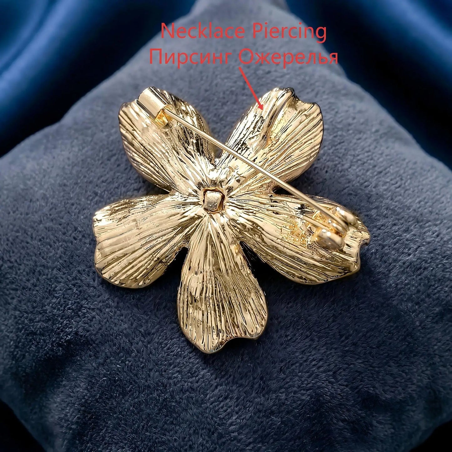Beaut&Berry Luxury Rhinestone Cherry Blossom Brooches for Women Unisex Plant Pins Casual Party Jewelry Accessories Gifts