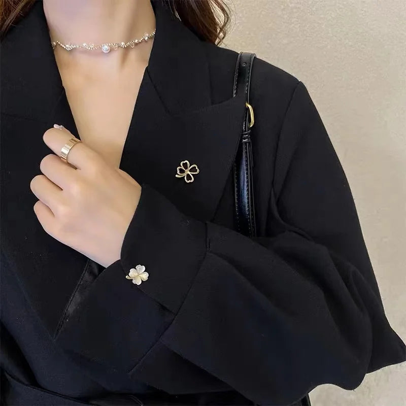 Mini Cute Lucky Clover Brooch Pin for Women Girls Flower Leaf Lapel Pins Clothes Sweater Coat Clothing Accessories