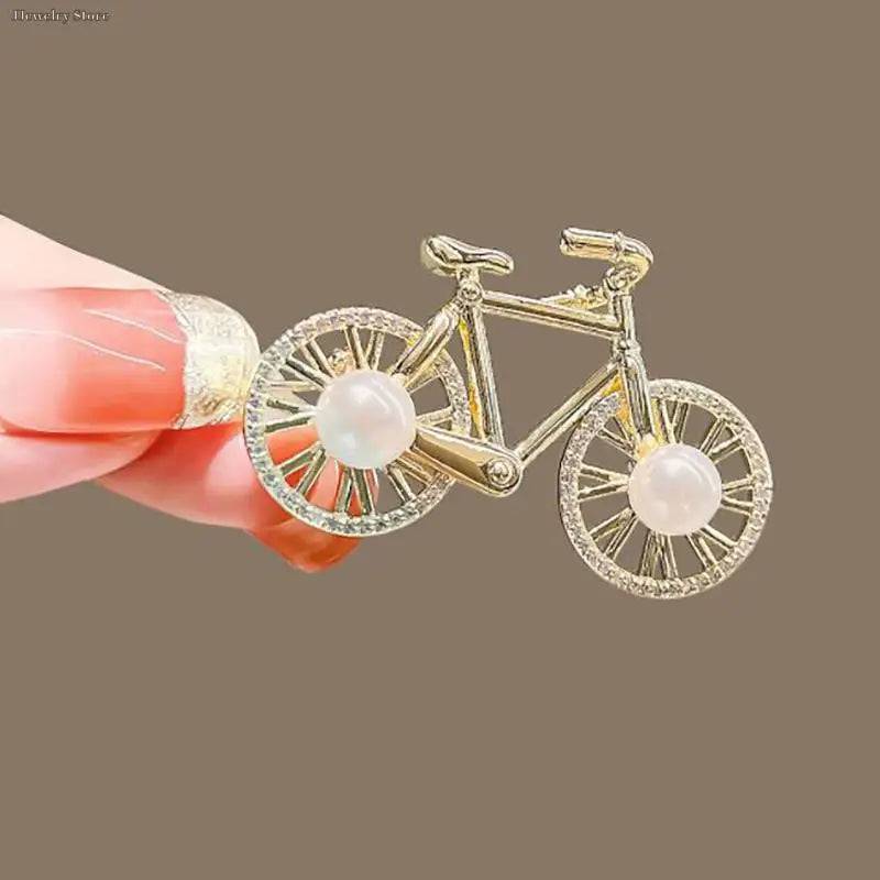 Fashion Bicycle Shape Brooch Men Women Leisure Cycling Sports Gift Cyclists Badges Sports Lapel Pins Biking Jewelry Biker Gift