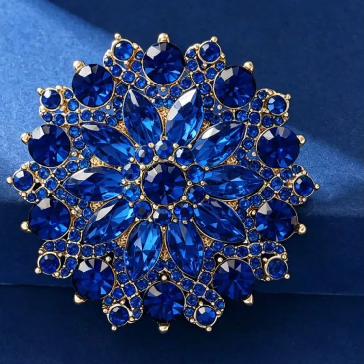 Luxury Green Rhinestone Sunflower Brooches for Women 4 Color Flower Plant Lapel Pins Party Jewelry Accessories