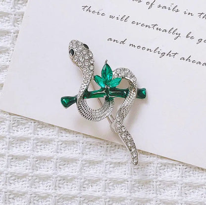 Clearance Price Snake Shape Brooches for Women Men Rhinestone Crystal Lapel Pin Clearance Sale