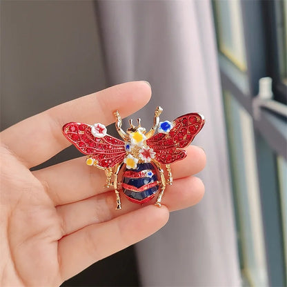 Cross border European and American retro hand-painted enamel honey brooch, female niche, high-end feel brooch DIY drip oil