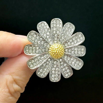 Beaut&Berry Luxury Rhinestone Chrysanthemum Brooches for Women Unisex Plant Pins Casual Party Jewelry Accessories Gifts