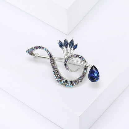 Beaut&Berry Luxury Rhinestone Music Note Brooches for Women Unisex Glamour Pins Casual Party Accessories New Year Gifts Friends