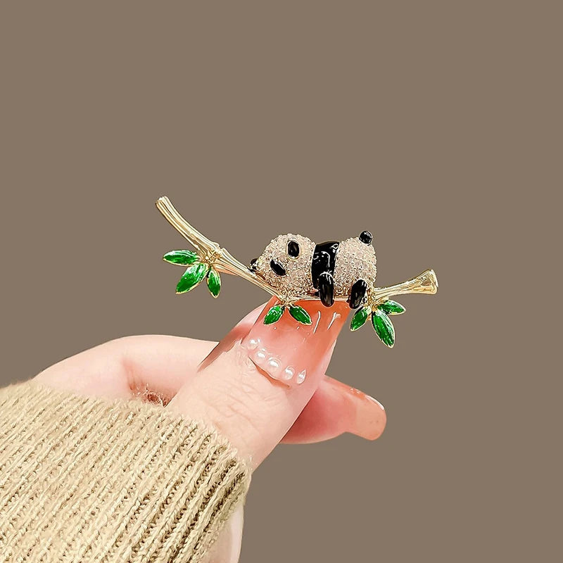 1pc Luxury New Tulip Flower Brooch Elegant Design Sense Rose White Stone Jewelry Collar Pin Jewelry