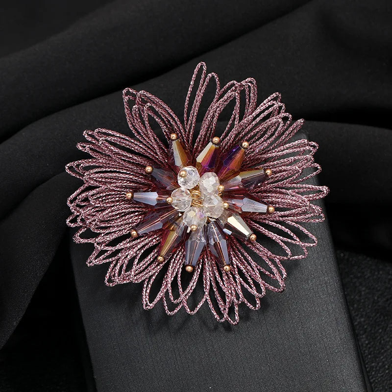 SKEDS 2022 Exquisite Luxury Women Rhinestone Flower Brooch Badges Pearl Crystal Plant Brooches High Quality Retro Pin For Lady