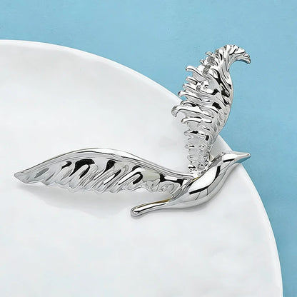 Wuli&baby Stainless Steel Flying Bird Brooches For Women Unisex 2-color Beautiful Big Wings Bird Animal Party Brooch Pins Gifts