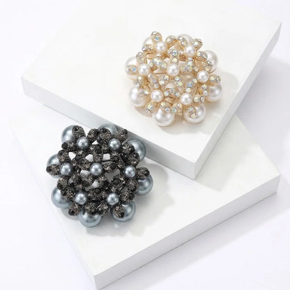 Beaut&Berry Luxury Rhinestone Pearl Flower Brooches for Women Unisex Lapel Pins Casual Party Jewelry Accessories Gifts
