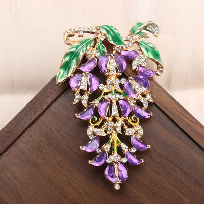 Luxurious and Beautiful Grape-Themed Brooches for Men and Women, Jewelry, Fashion Accessories, and Party Gifts