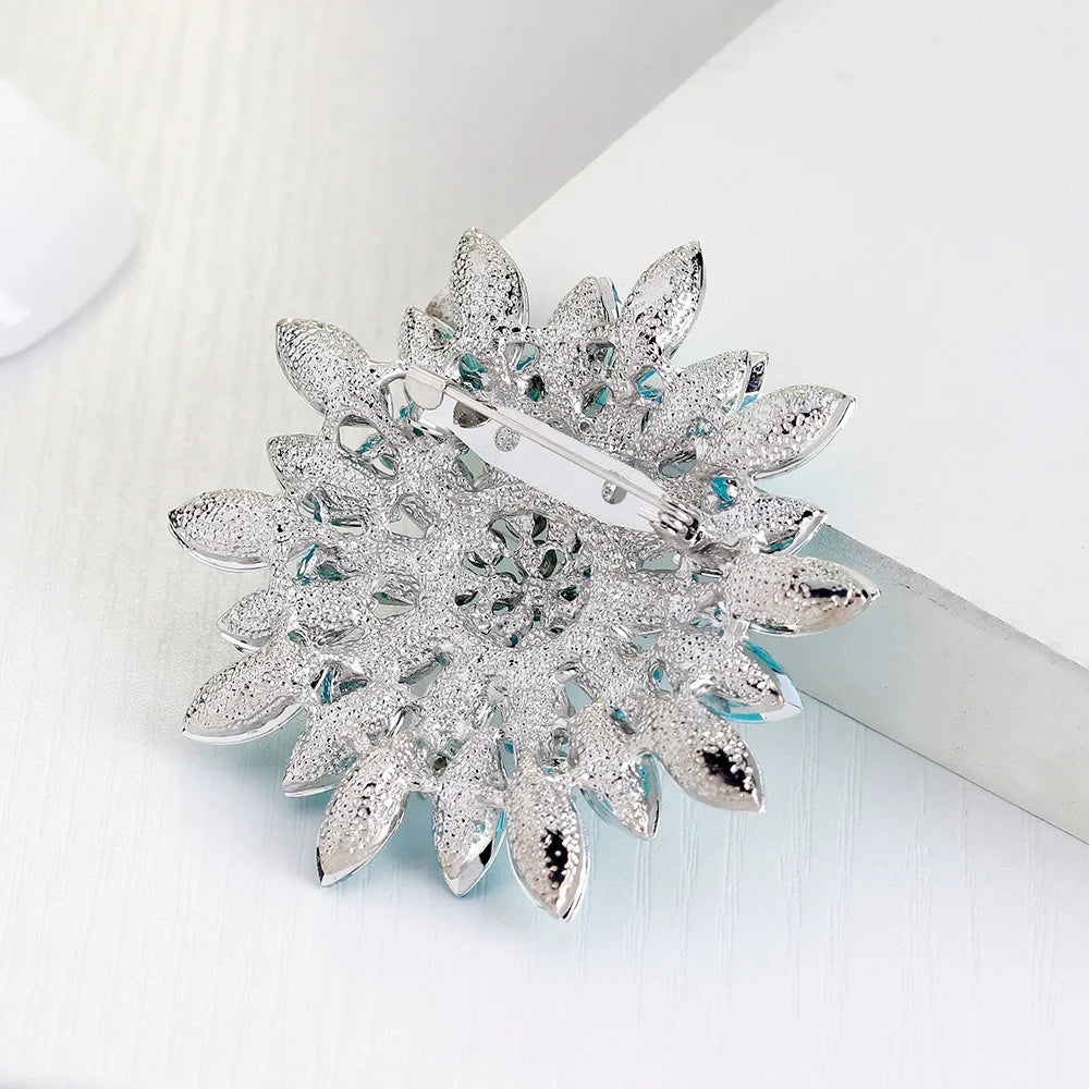 New retro men and women's fashion versatile brooches shiny crystal big flowers rhinestone pin accessories jewelry gifts