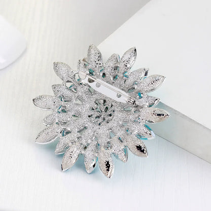 New retro men and women's fashion versatile brooches shiny crystal big flowers rhinestone pin accessories jewelry gifts