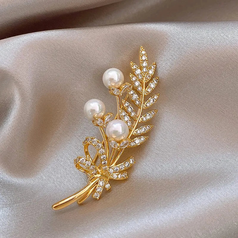 Elegant Pearl Wheat Ear Bowknot Brooches for Women Ladies Suit Coat Pin Accessories Corsage Fashion Jewelry Gifts