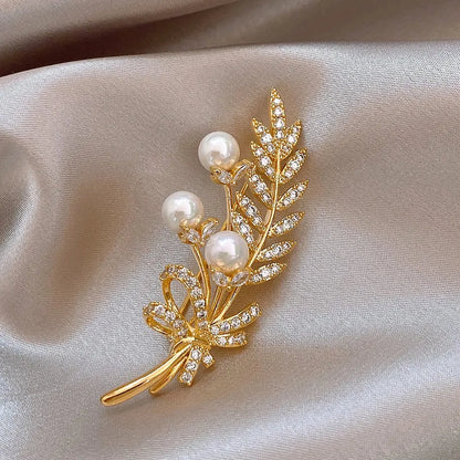 Elegant Pearl Wheat Ear Bowknot Brooches for Women Ladies Suit Coat Pin Accessories Corsage Fashion Jewelry Gifts