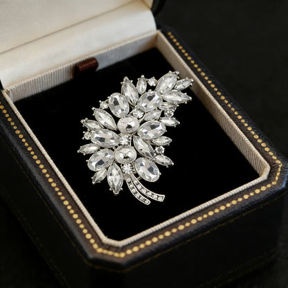 Baroque Luxury Flower Brooch Pin Elegant Jewelry Accessories for Men Women Wedding Party Gift