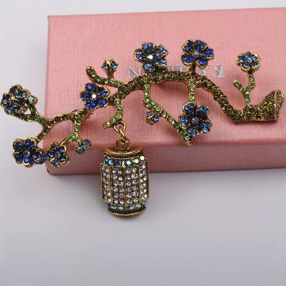 Vintage Style Plum Blossom Brooch Fashionable Women's Clothing Accessory