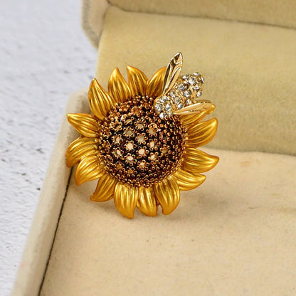 Trendy Elegant Sunflower With Rhinestone Bee Brooches For Women Men Daisy Flower Collar Insect Pins Badges Jewelry Accessories