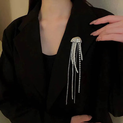 Affordable Luxury Floral Tassel Brooch for Men and Women, Jewelry, Fashion Accessories, Party Gift