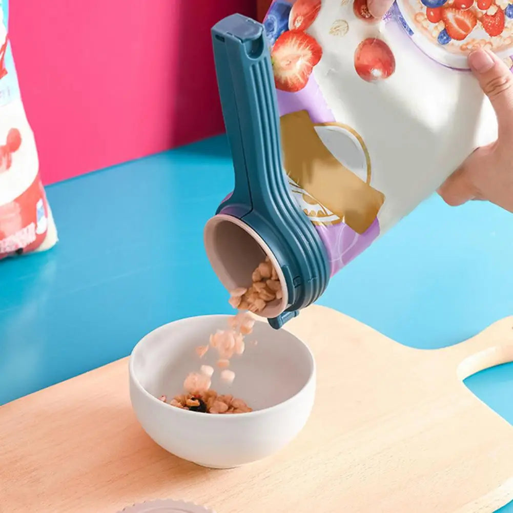 Bag Clip with Pour Spout Reusable Cap Sealer Clips Convenient Food Bag Clips Moisture-Proof Snack Clips Kitchen Accessories