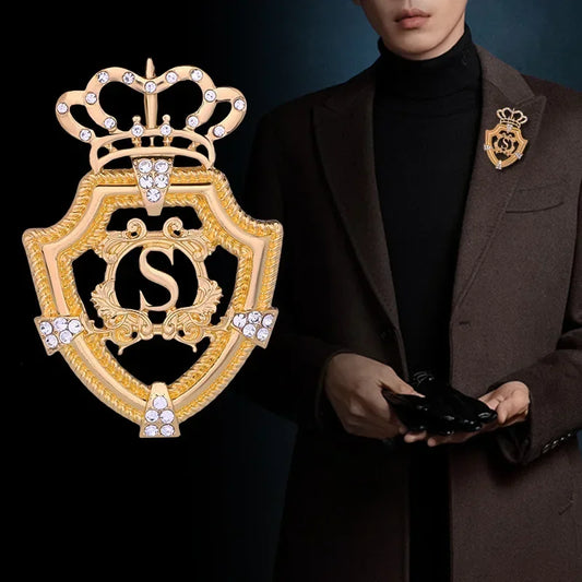 New Metal Crystal Crown Brooch English Letter Gold Silver Color Lapel Pins Men's Suit Corsage Fashion Brooches for Women Jewelry