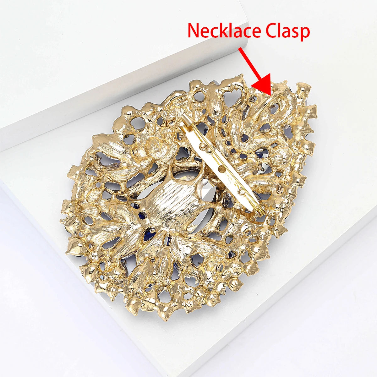 Beaut&Berry Luxury Crystal Flower Brooches for Women Unisex Water Drops Pins Friends Party Gifts Banquet Jewellery Accessories