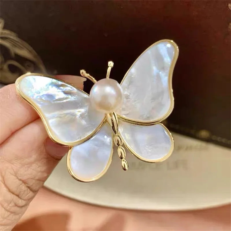 Classic Rhinestone Butterfly Brooches For Women Vintage Beauty Casual Brooch Pins Clothing Accessories Party Wedding Gifts