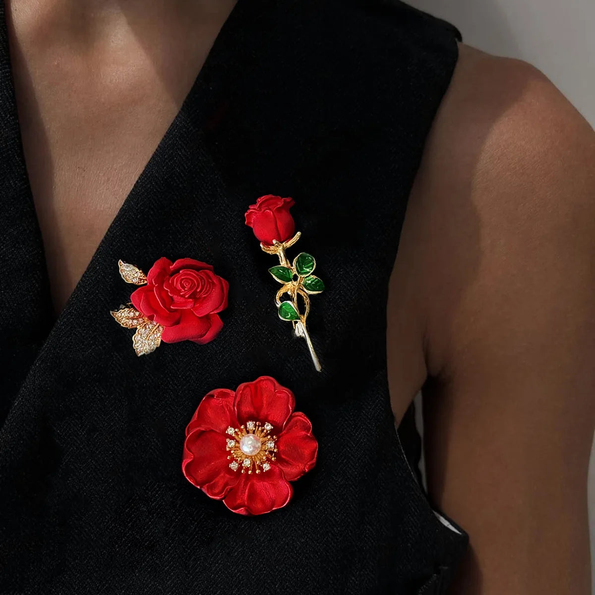 3PCS Red Rose Brooches For Women Elegant Flower Enamel Lapel Pin Fashion Design Valentine'S Day Gift