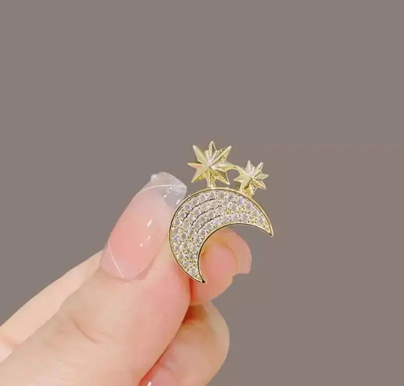 Cute Mini Brooch Pins Colorful Crystal Fruit Bowknot Flower Neckline Lapel Pin for Women Girls Buckle Jewelry Gifts