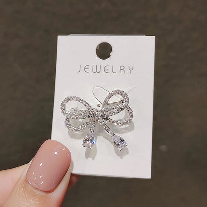 Elegant Bowknot Water Drop Brooches Buckle Pin for Girl Bridal Shiny CZ Crystal Bow Knot Ribbon Jewelry for Wedding Party