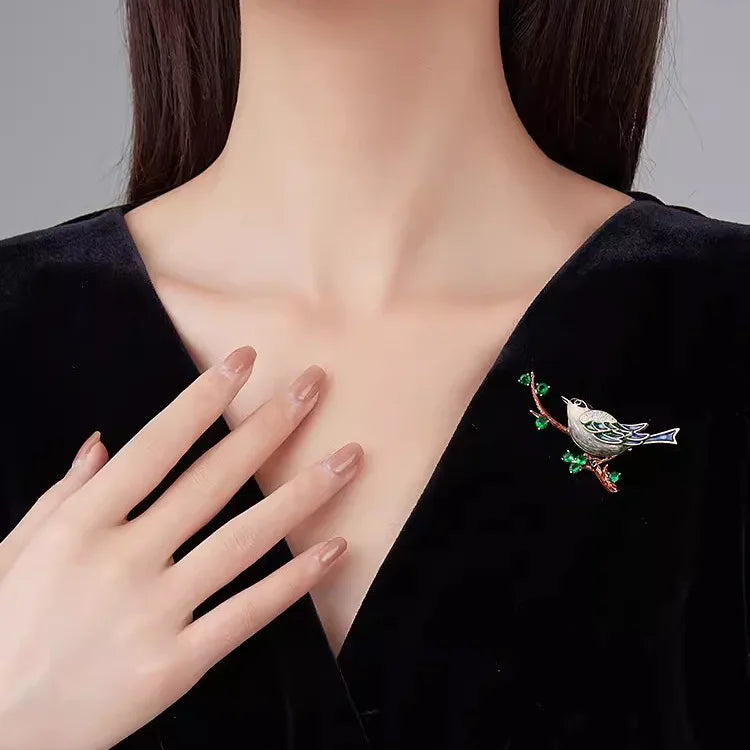 Chinese Style Magpie Enamel Brooch Magpie on Branch Auspicious Bird Pin Vintage Elegant Lapel Brooch for Women Suit Coat Scarf