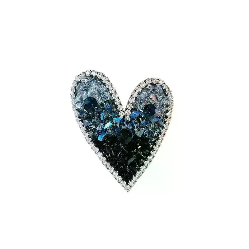 Crystal Heart Brooches Pins For Women Light Luxury Sparkling Love Brooch Sweater Coat Decoration Accessories Gifts