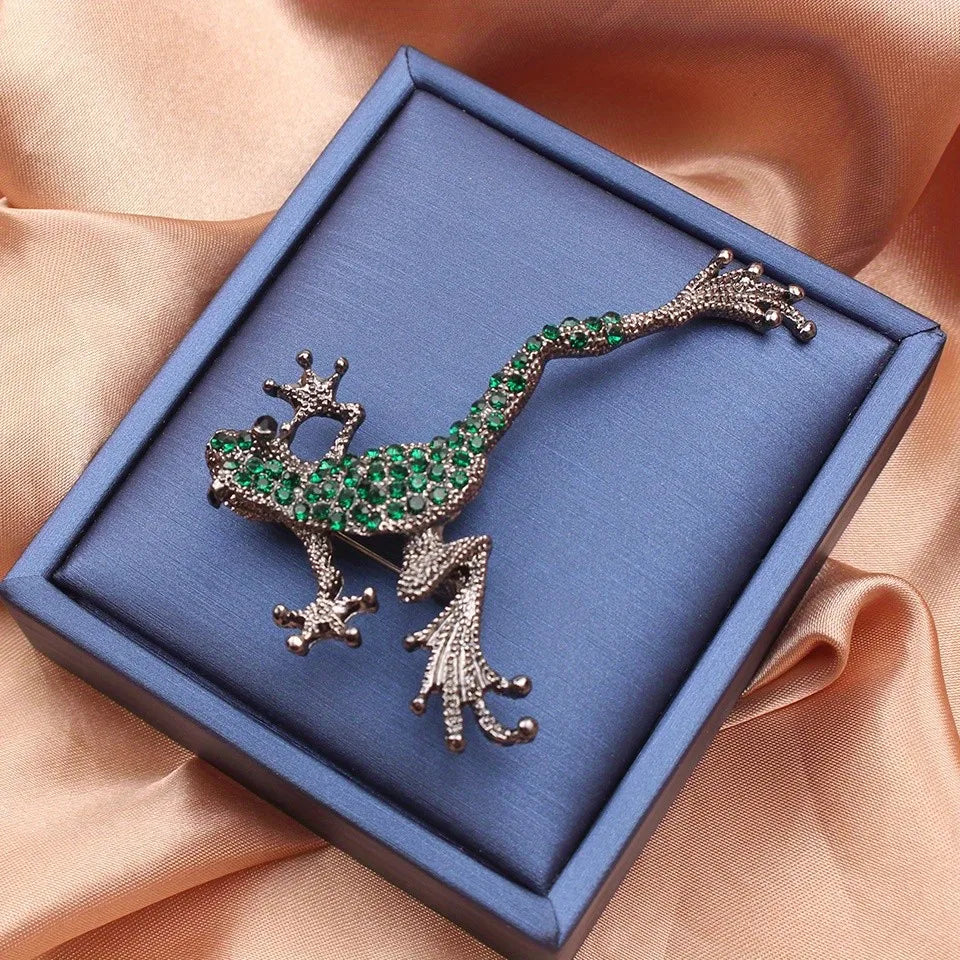 Baroque Luxury Frog Collection: Brooches and Pins for Men and Women, Jewelry, Fashion Accessories, and Party Gifts