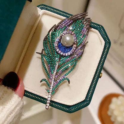 Luxury Crystal Feather Brooch Pearl Pin for Women Elegant Corsage Suit Lapel Badge Wedding Party Gift Jewelry
