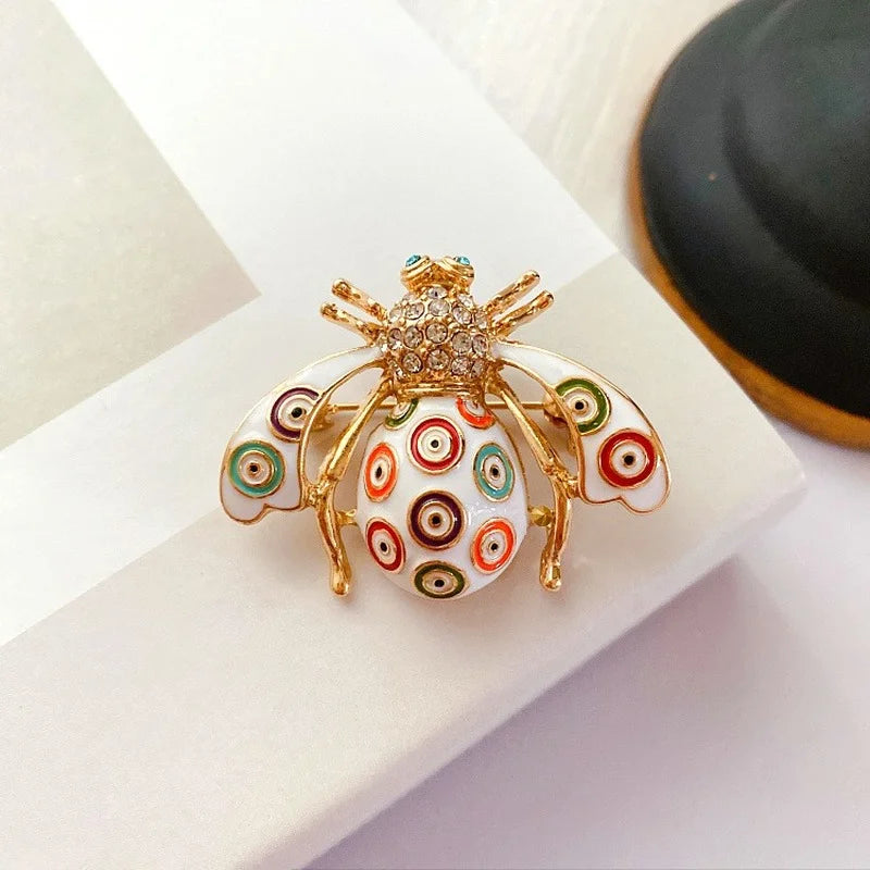 SKEDS Luxury Vintage Women Crystal Cute Enamel Bee Brooches Pins Baroque Pearl Insect Jewelry Brooch For Lady Badges Lapel Pins