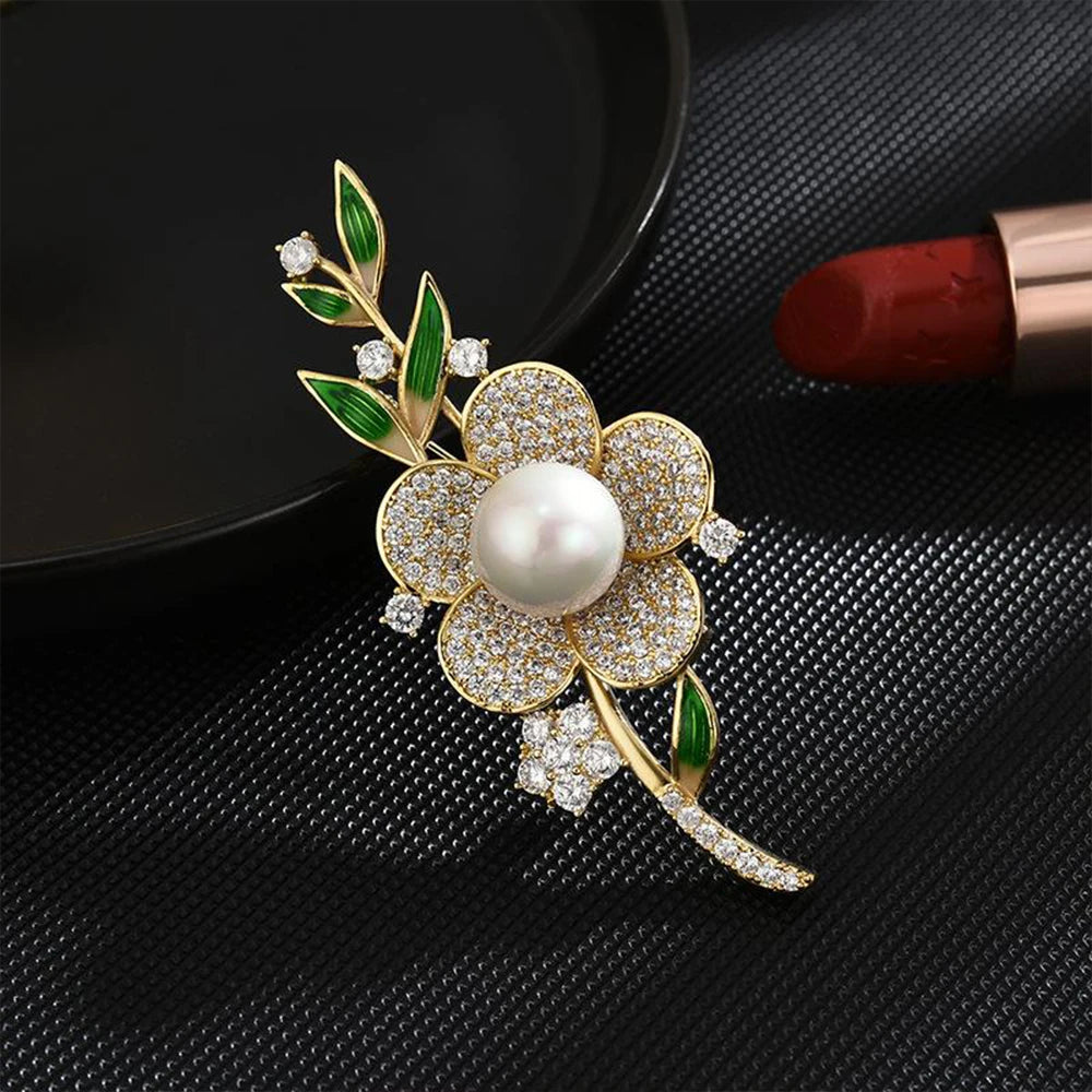New Flowers Pearl Enamel Leaves Brooches for Women Men Elegant Plant Suit Coat Winter Accessories Pins