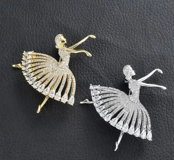 Fashionable and cute angel brooch with full diamond alloy clip