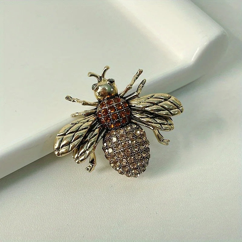 SKEDS Luxury Exaggerated Vintage Women Girls Crystal Bee Brooch Pin Fashion Elegant Lady Exquisite Insect Rhinestone Badges
