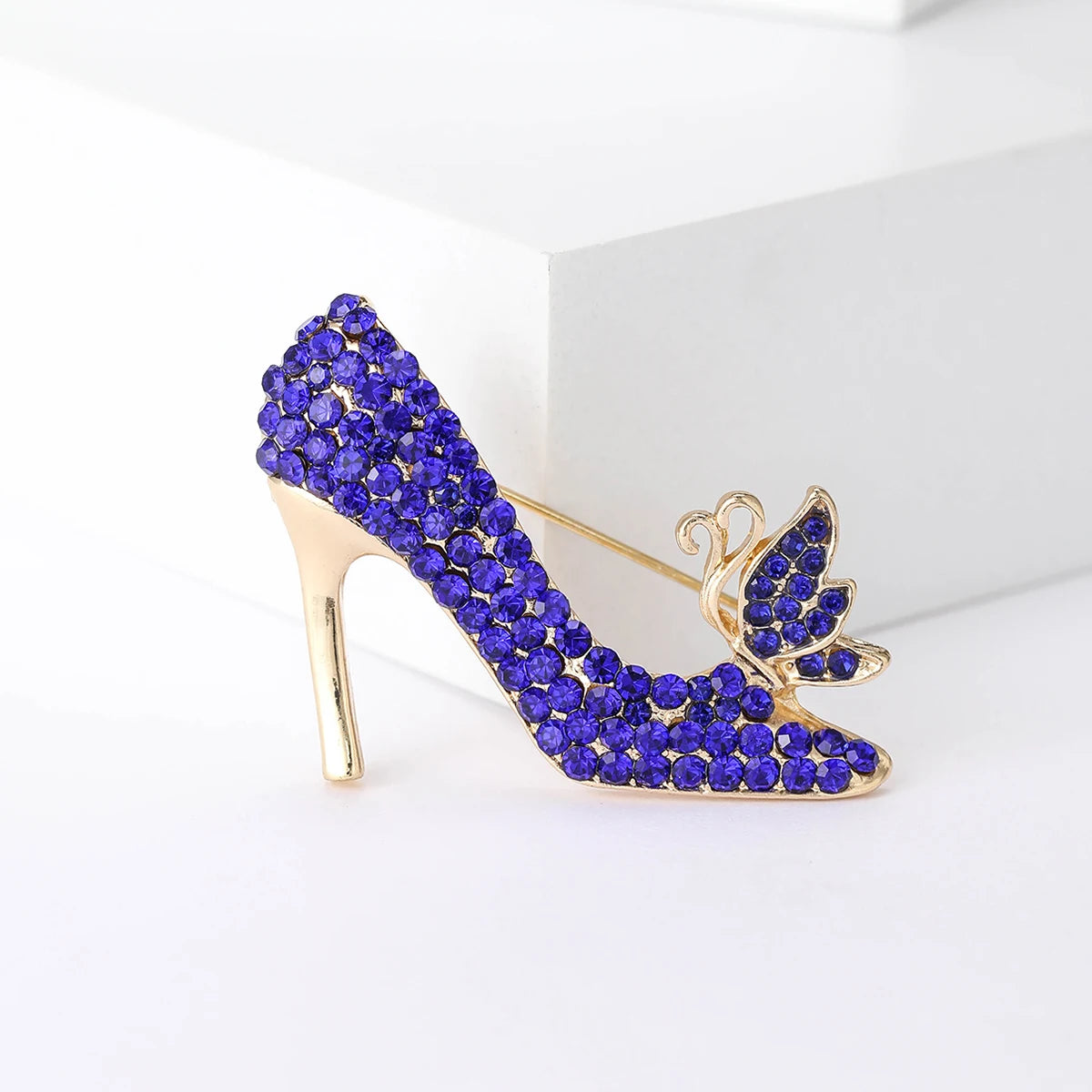 Elegant Rhinestone High-Heel Brooches for Women Unisex Decoration Pin Event Party Backpack New Fashion Gifts Clothes Accessories