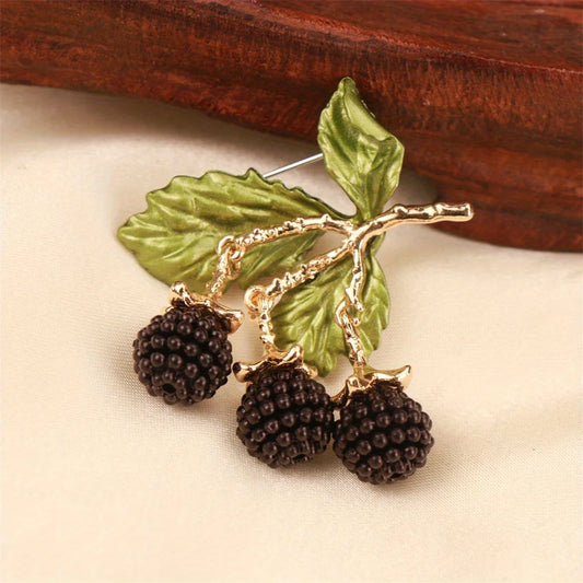 Luxury Beautiful Fruit Berry Mulberry Design Men's Women's Brooch Pins，Jewelry Accessories, Wedding Holiday Party Favors