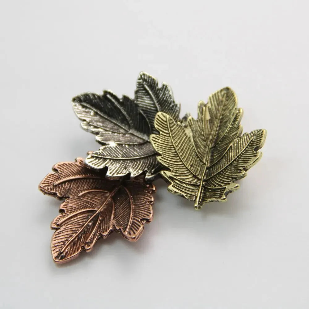 Trendy Red Maple Leaf Metal Brooches For Women Men Crystal Plant Brooch Party Birthday Winter Jewelry
