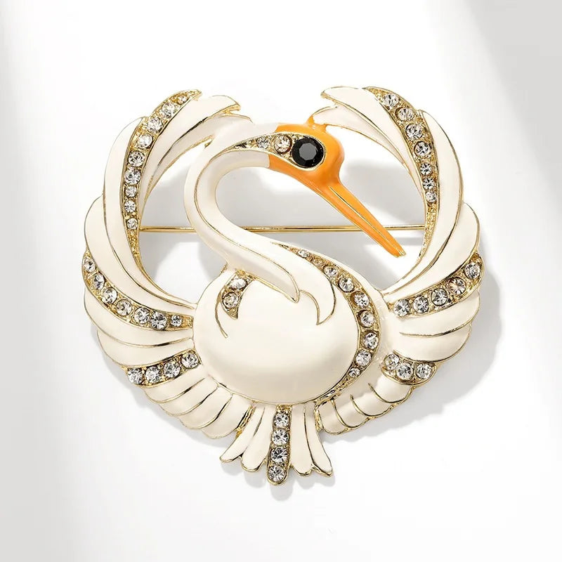 Vintage Classic Women Men Enamel Crystal Goose Badges Pins Palace Baroque Animal Design Unisex Bag Suit Accessories Brooches