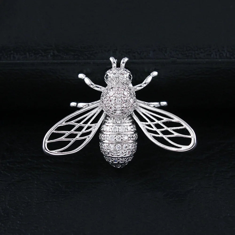 Trendy Animal Crystal Bee Brooch Metal Zircon Lapel Pins Men's Suit Shirt Small Collar Pin Corsage Jewelry for Women Accessories