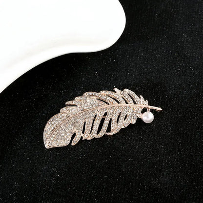 Luxury Crystal Feather Pearl Brooches Metal Suit Pins Fashion Clothing Accessory Jewelry For Women Men Wedding Bridal Party
