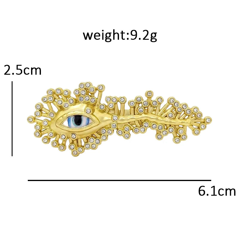 Wuli&baby Charming Artistic Eye Brooches For Women Unisex Luxury Rhinestone Love Eyes Office Party Brooch Pin Gifts