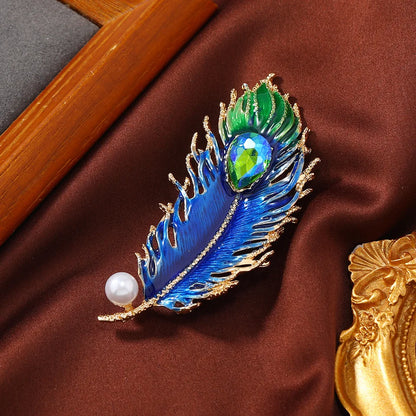 Women Girls Feather Rhinestone Brooches Jewelry Clothing Suit Pins Accessories