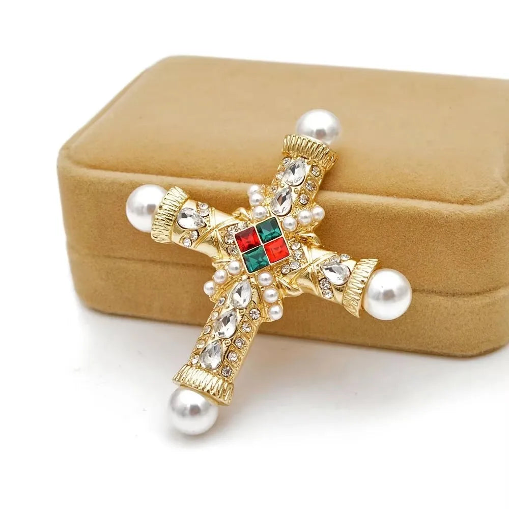 Luxury Vintage Court Cross Brooch Baroque Openwork Shiny Crystal Pearl Pin Men's and Women's Metal Enamel Jewelry Gifts