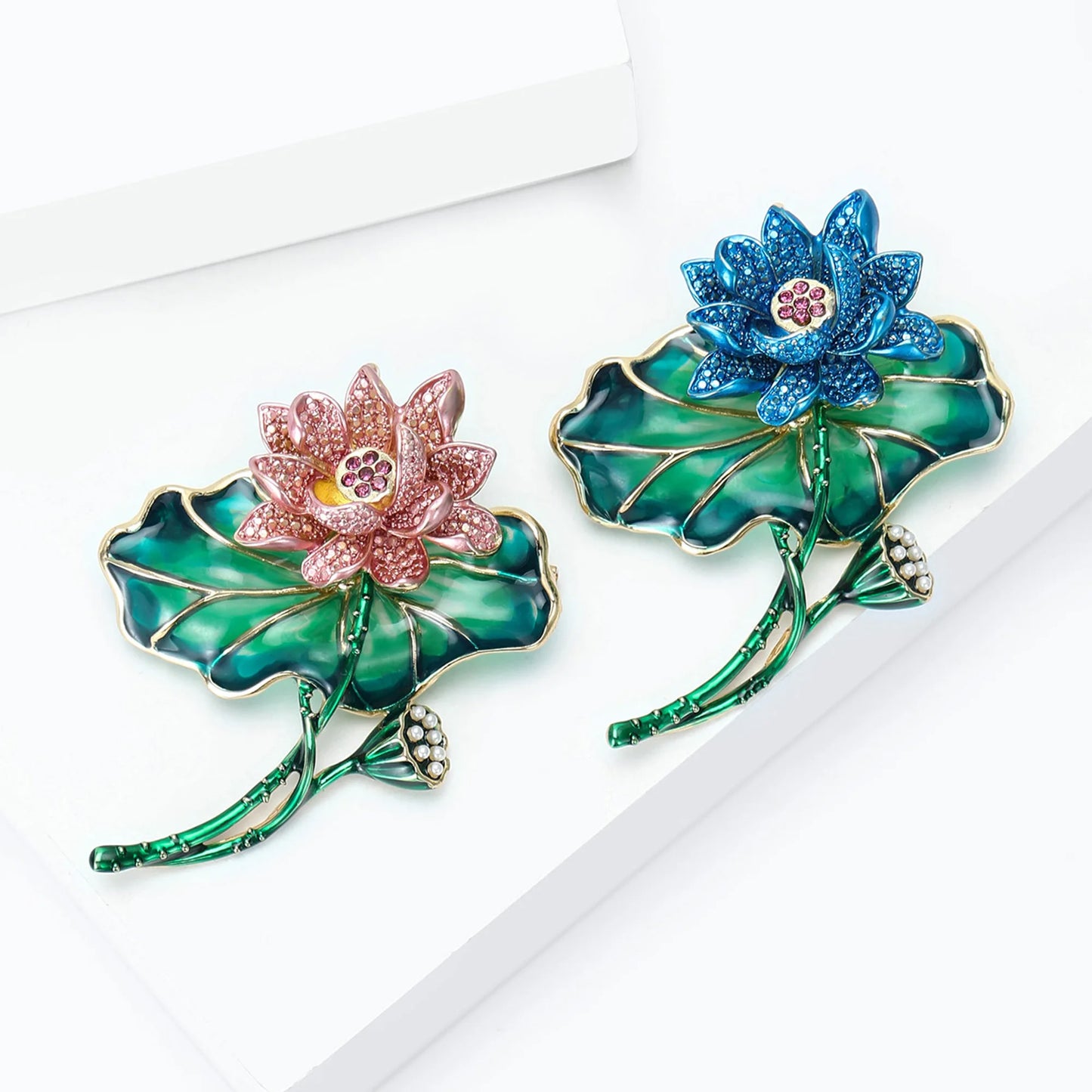 Beaut&Berry Luxury Enamel Lotus Flower Brooches for Women Unisex Plant Pins Casual Party Jewelry Accessories Gifts Decoration