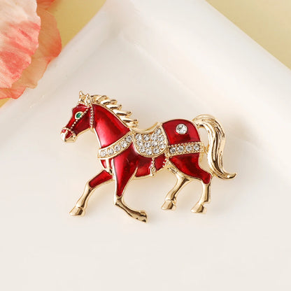 2026 New Women's Luxury Dress Horse Brooch Horse Year Mascot UK Travel Souvenir Gift
